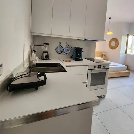 Santorinivibesdrymades Dhërmi