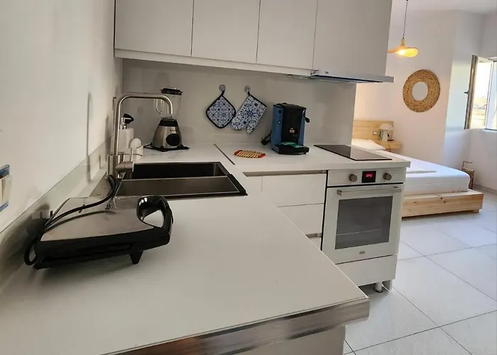 Santorinivibesdrymades Dhërmi