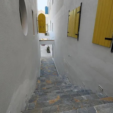 Santorinivibesdrymades * Dhermi